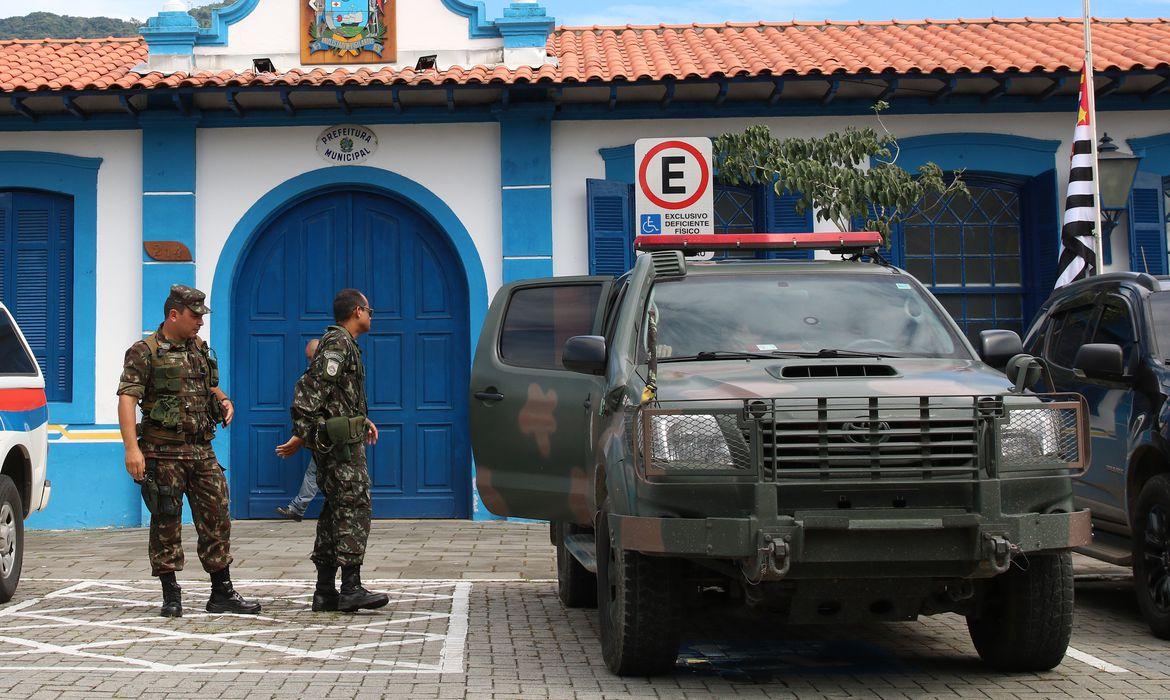 São Sebastião recebe reforço no policiamento