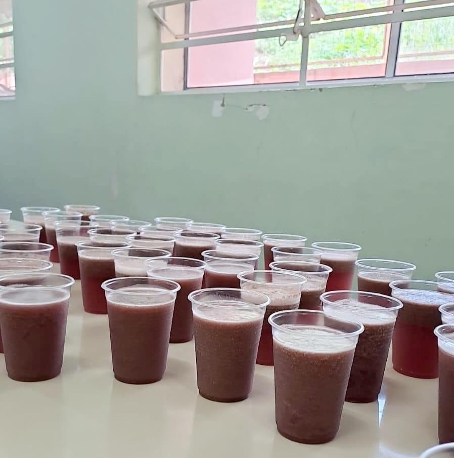 Louveira passa a ofertar suco natural de uva na merenda escolar 
