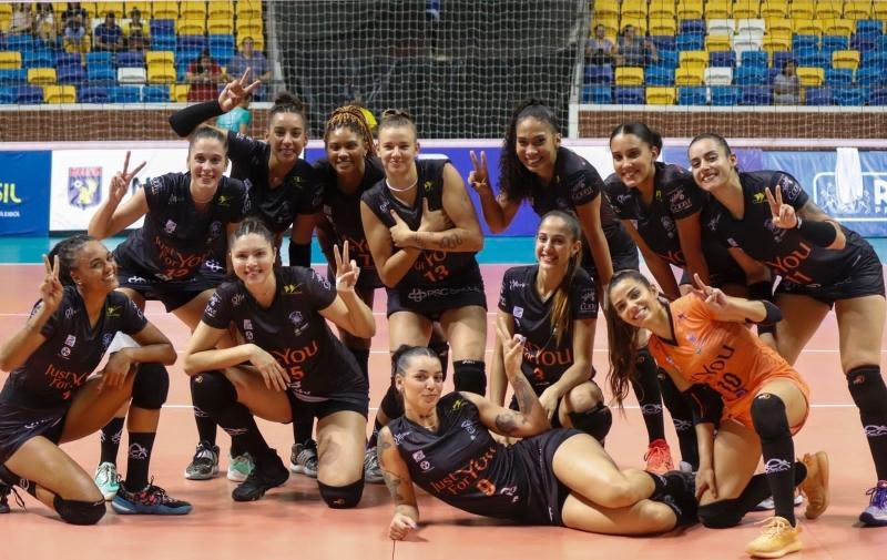 Vôlei Vinhedo termina em 4º lugar na Superliga B Feminina