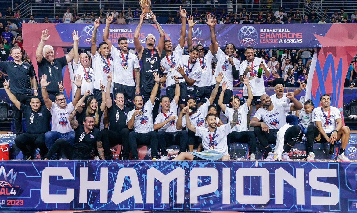 Basquete: imparável, Franca é campeão da Champions League das Américas