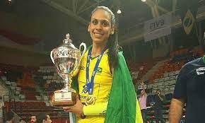 Ana Paula Borgo, jogadora de vôlei ex-seleção brasileira e de Bauru, morre aos 29 anos