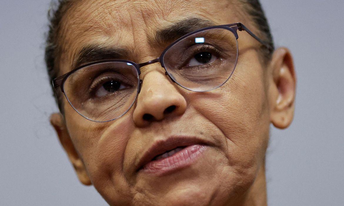 Marina Silva continua internada para tratamento de covid-19