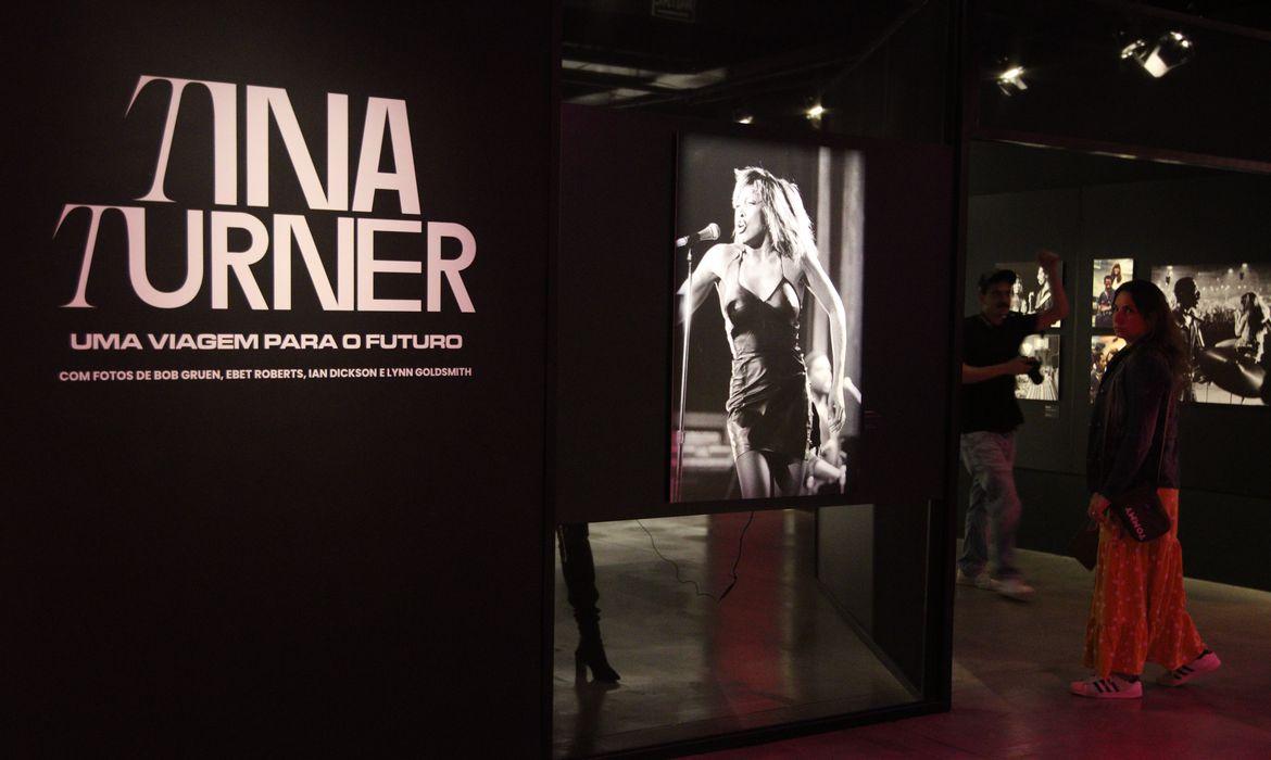 MIS celebra carreira de Tina Turner com exposição fotográfica em SP