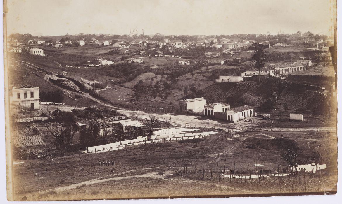 MPF faz vistoria em sítio arqueológico encontrado em obra do metrô