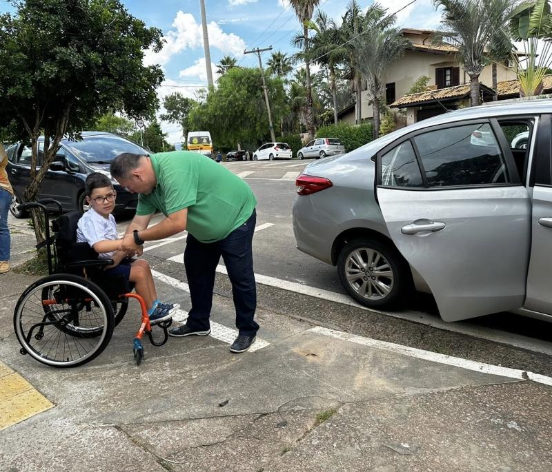 Prefeitura de Valinhos amplia acessibilidade e implanta vagas especiais ao redor de todas as escolas municipais