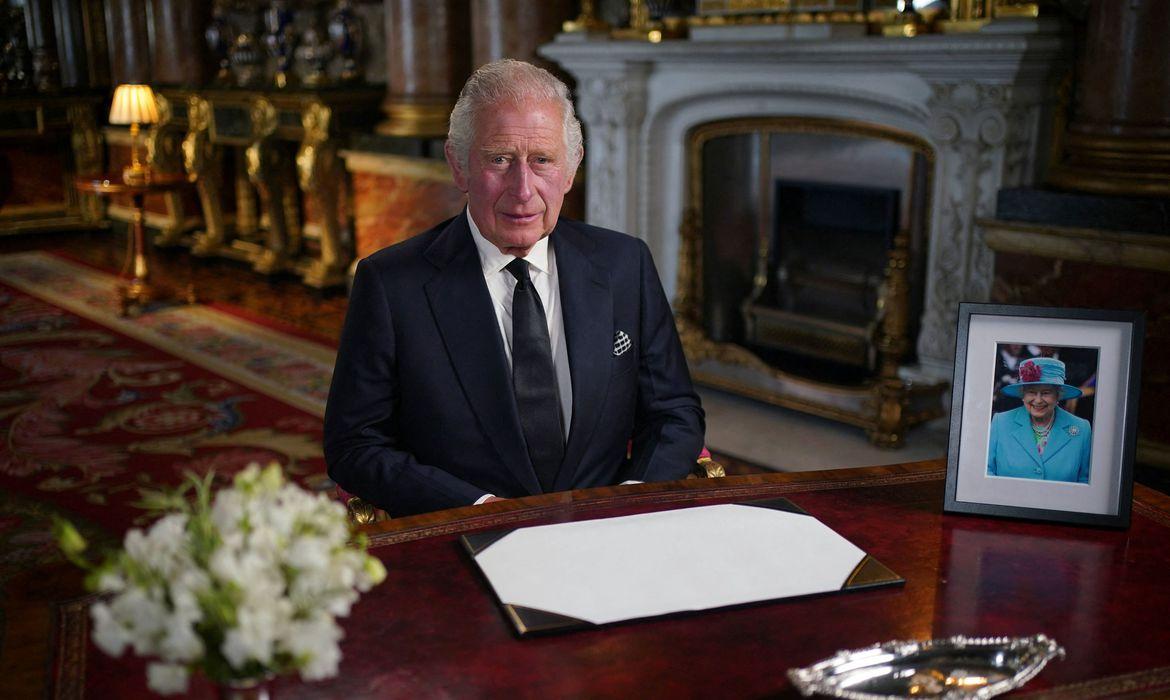 Rei Charles III é coroado neste sábado, em Londres
