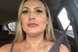 Andressa Urach volta a trabalhar em boate de entretenimento adulto