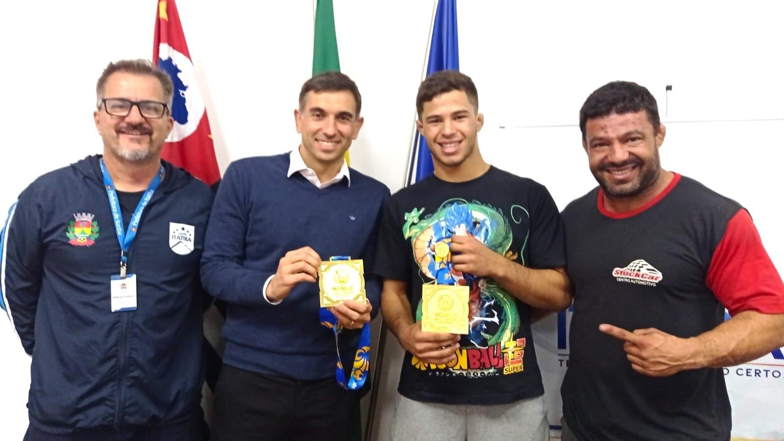 Atleta de Itatiba conquista mundial de jiu-jitsu nos Estados Unidos