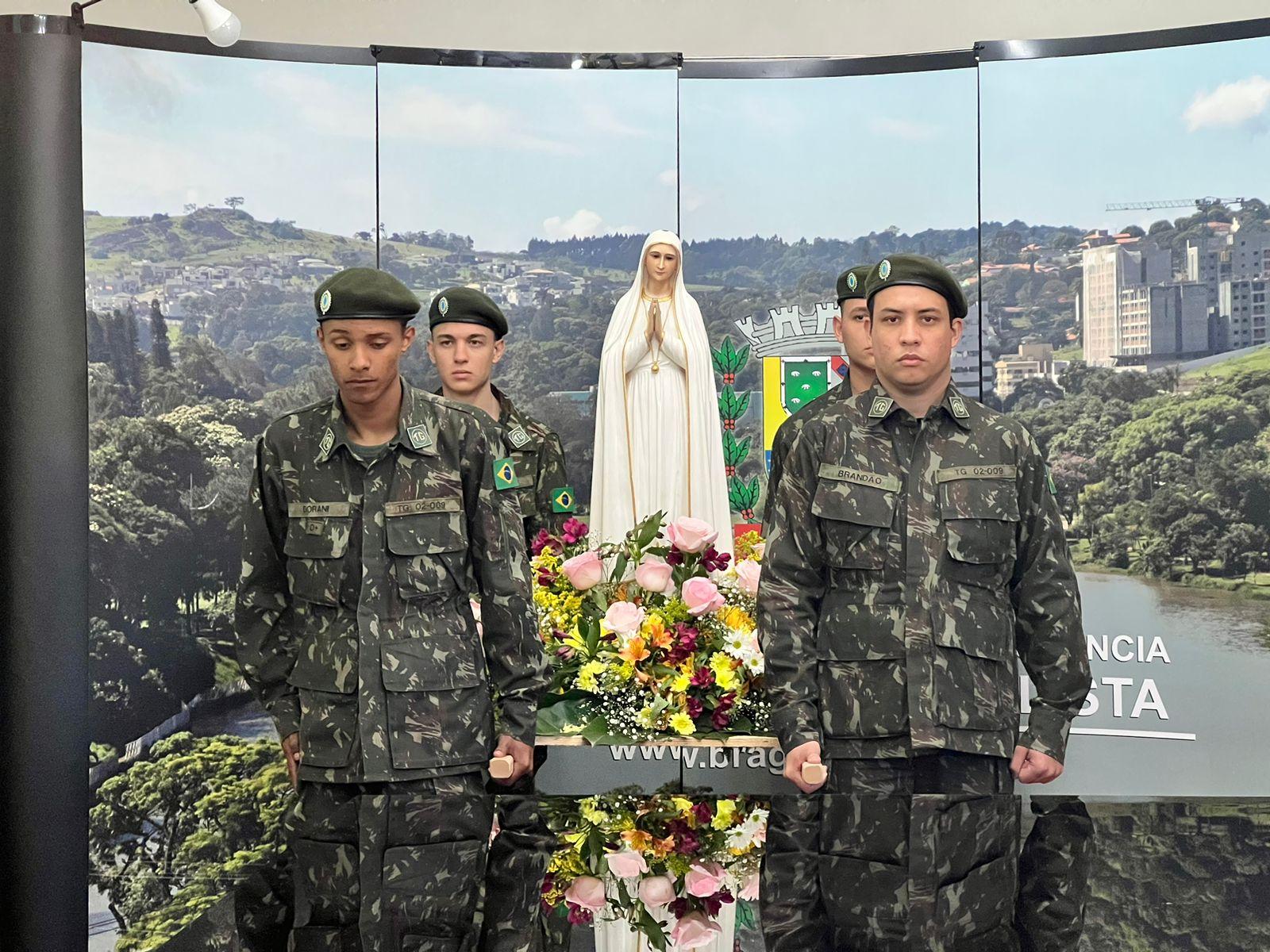 Bragança Paulista recebe imagem peregrina de Nossa Senhora de Fátima