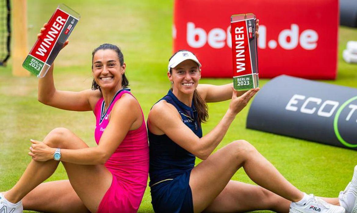 Luisa Stefani fatura título de duplas femininas do WTA 500 de Berlim