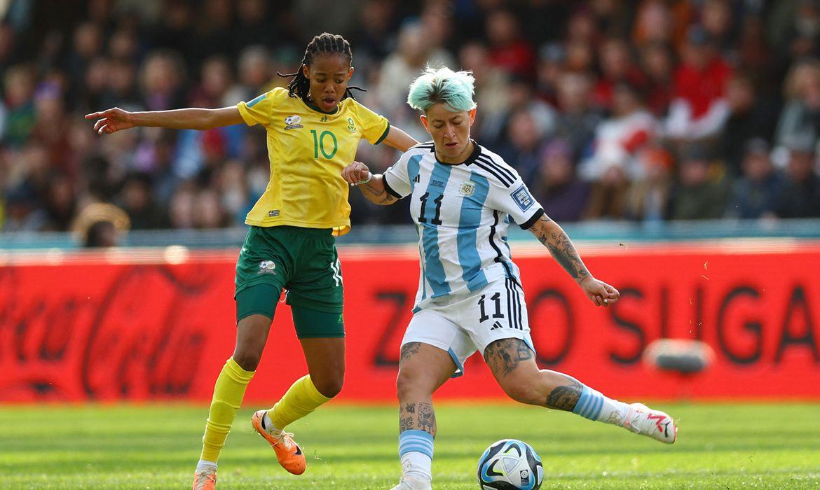 Copa feminina: Argentina e África do Sul empatam em jogo movimentado