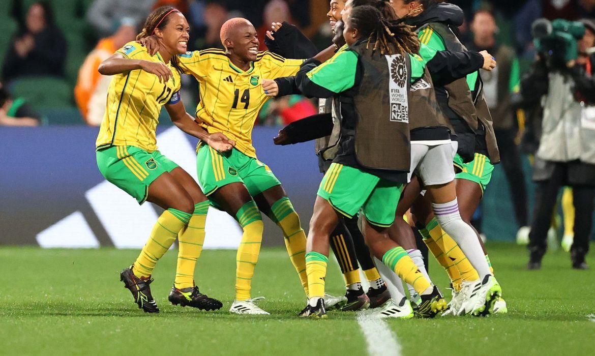 Jamaica bate Panamá por 1 a 0 e complica Brasil na Copa do Mundo