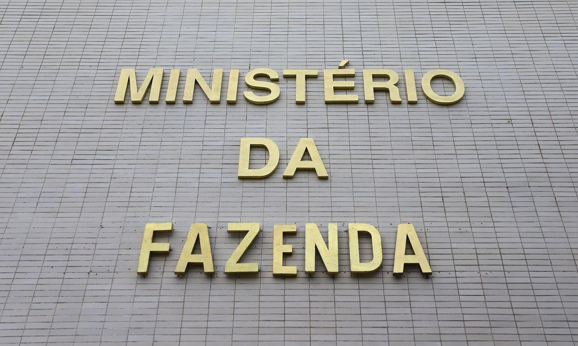 Alíquota-padrão do IVA ficará entre 25,45% e 27%, calcula Fazenda