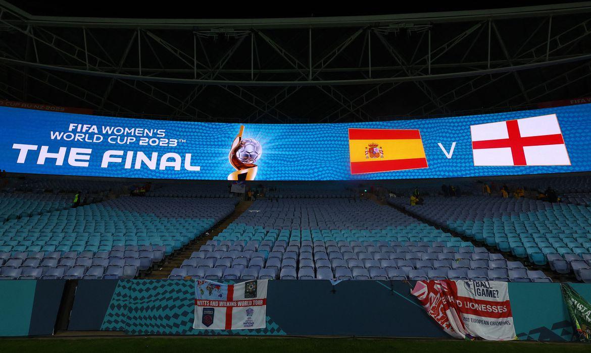 Copa Feminina: Espanha e Inglaterra duelam por conquista inédita