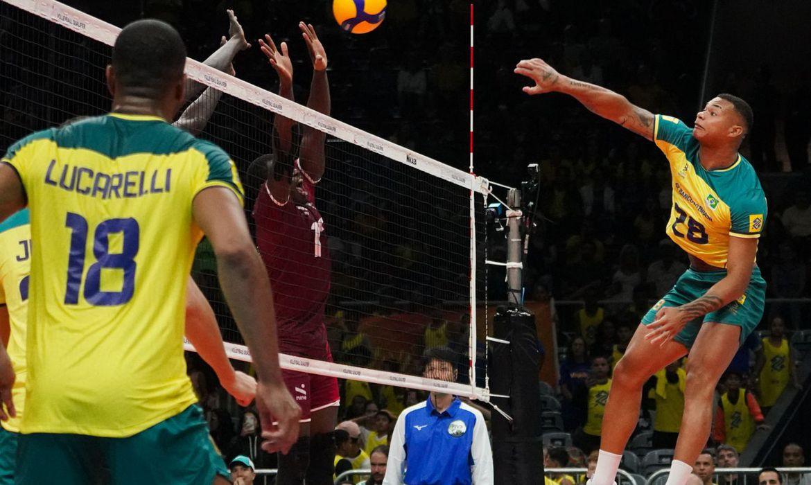 Brasil inicia Pré-Olímpico de vôlei masculino derrotando o Catar