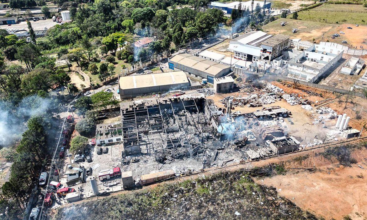 Cabreúva decreta luto de três dias após explosão em metalúrgica