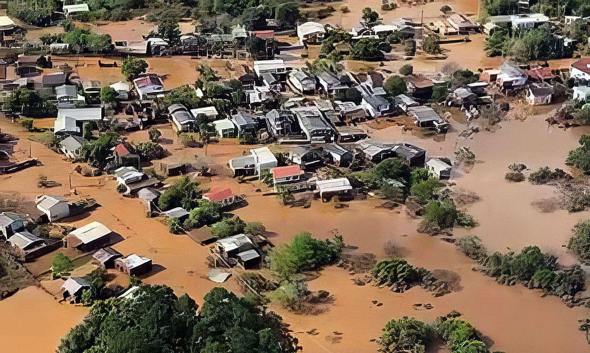 Defesa Civil do Rio Grande do Sul renova alerta de inundações