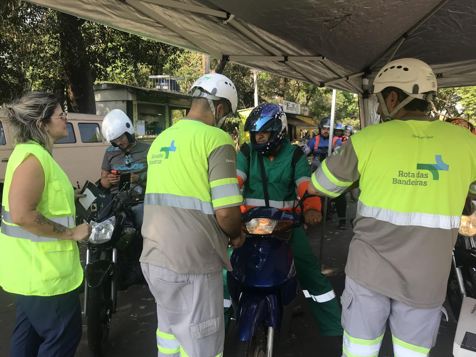 Rota das Bandeiras conscientiza motociclistas durante “Parada Legal” na Semana Nacional do Trânsito 2023