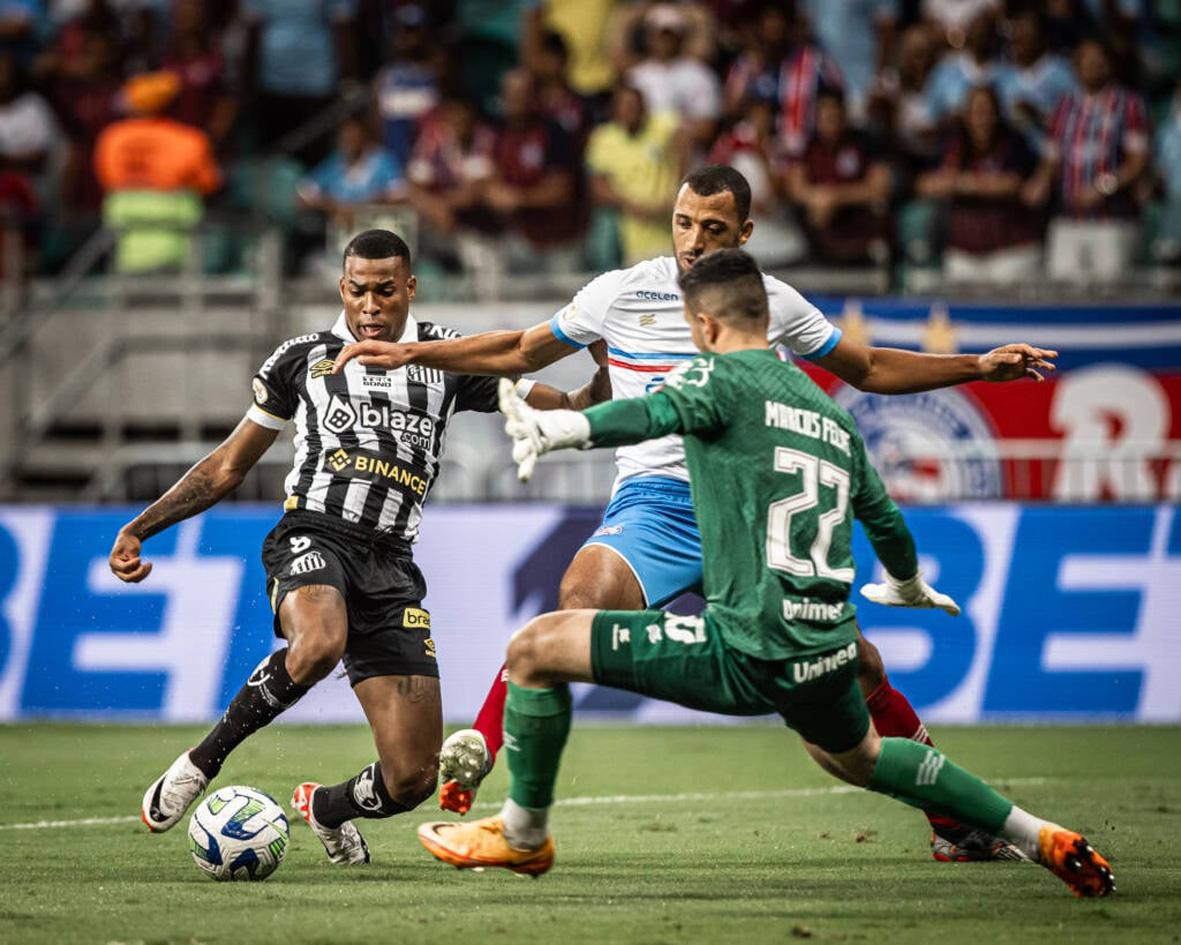 Santos vence Bahia com gol no fim e respira na luta contra o rebaixamento