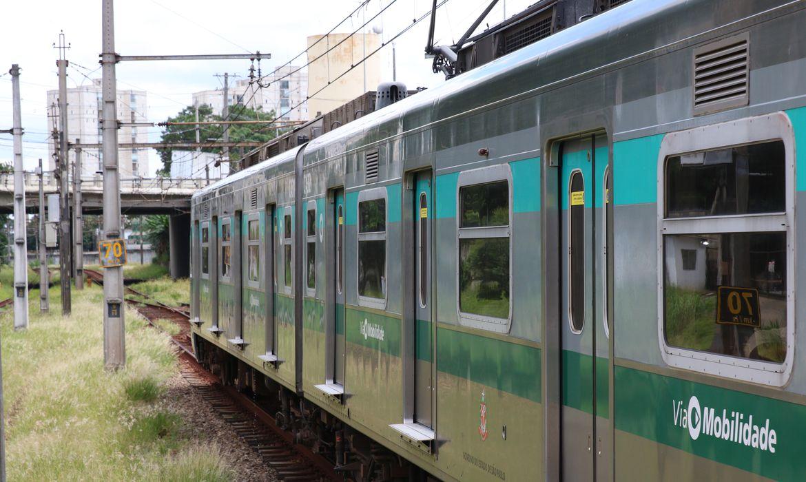 Trabalhadores do transporte anunciam greve no Metrô de São Paulo