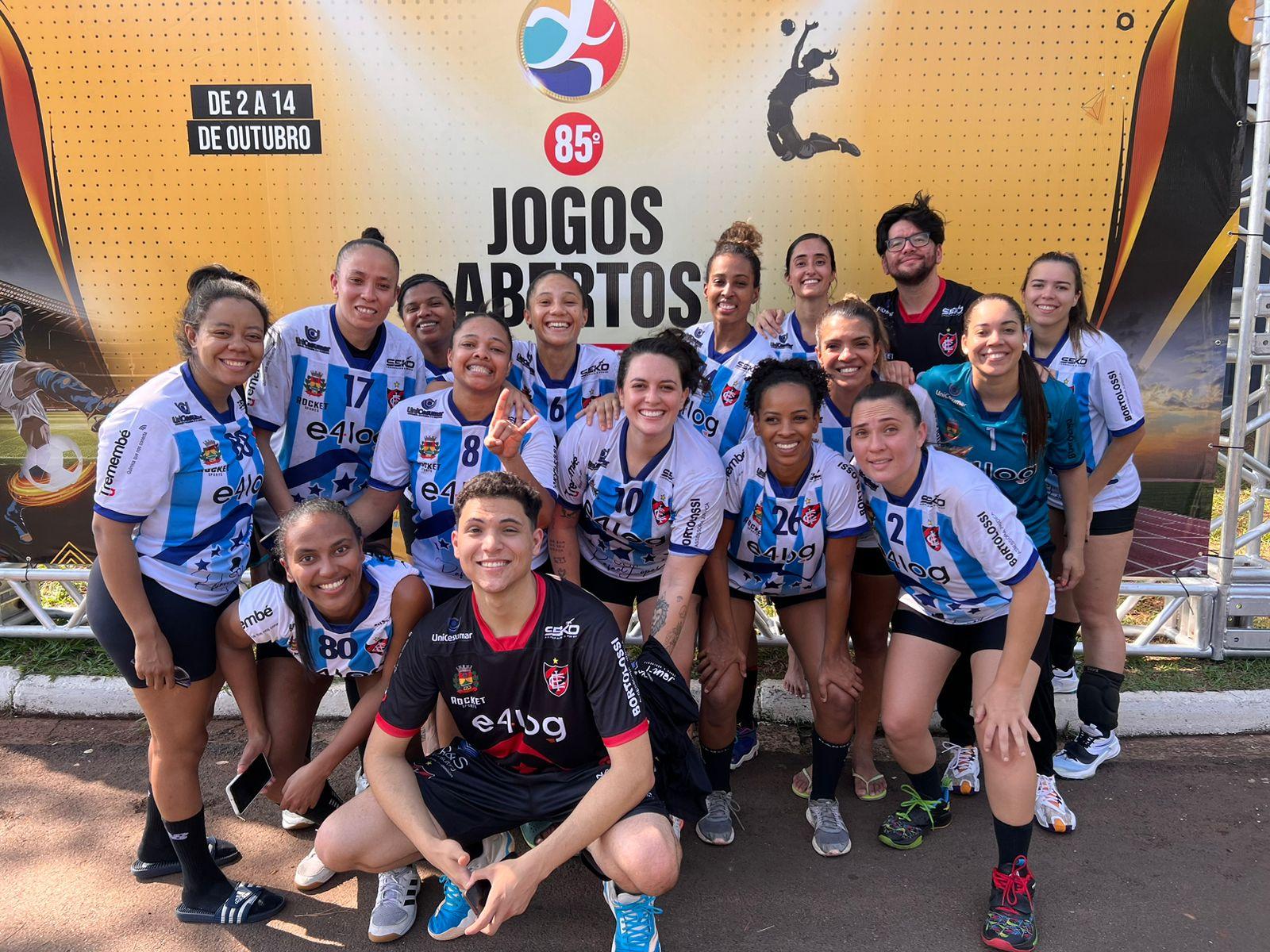 Handebol feminino comemora participação nos Jogos Abertos