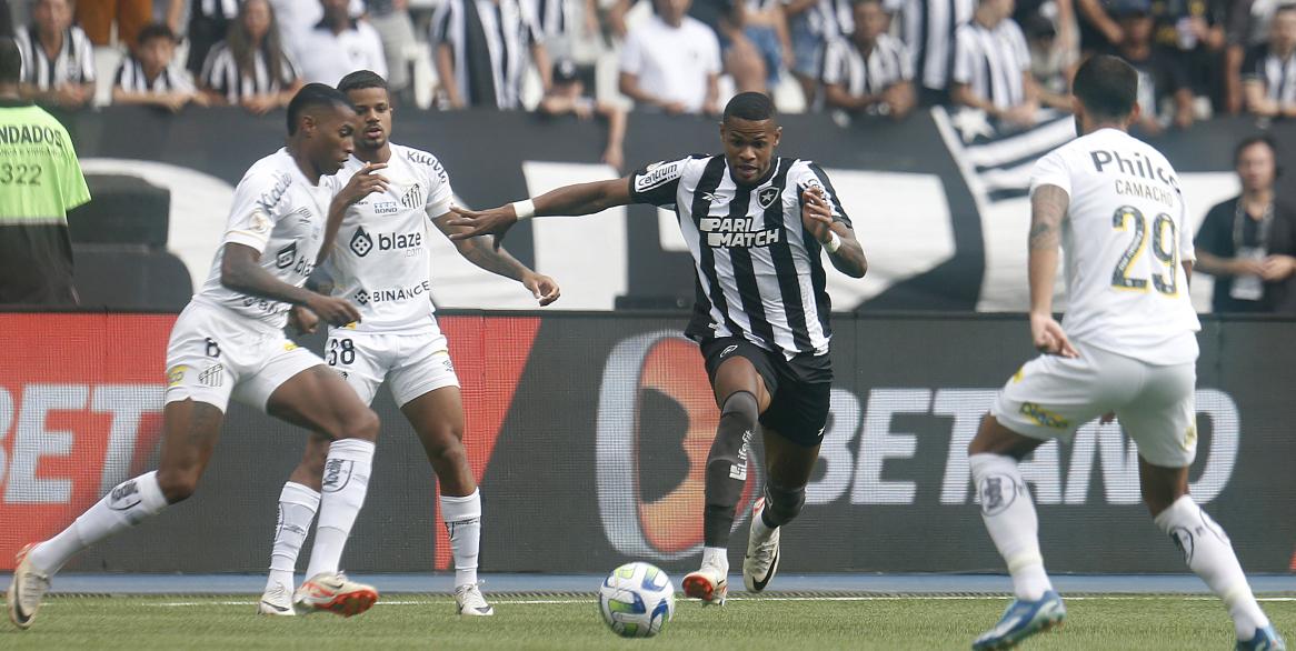 Messias marca no fim e Santos arranca empate com Botafogo no Rio