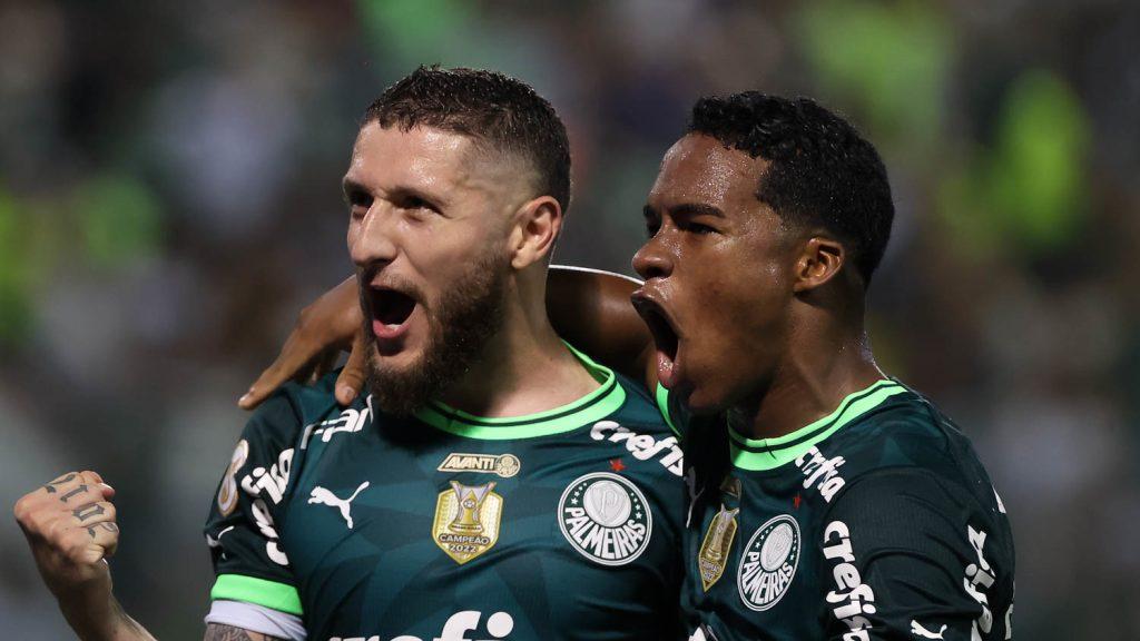 Palmeiras derrota Internacional e assume liderança do Brasileiro