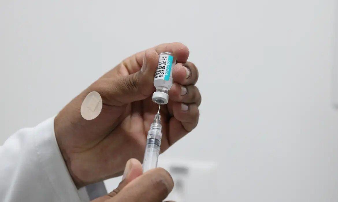 Reforço da vacina bivalente já está disponível em sete unidades de Saúde em Itatiba
