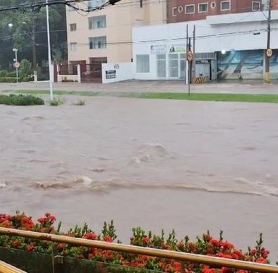 Temporal alaga Princesa D’Oeste e Norte-Sul, em Campinas