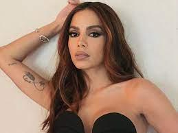 Anitta diz que prefere dormir a fazer sexo