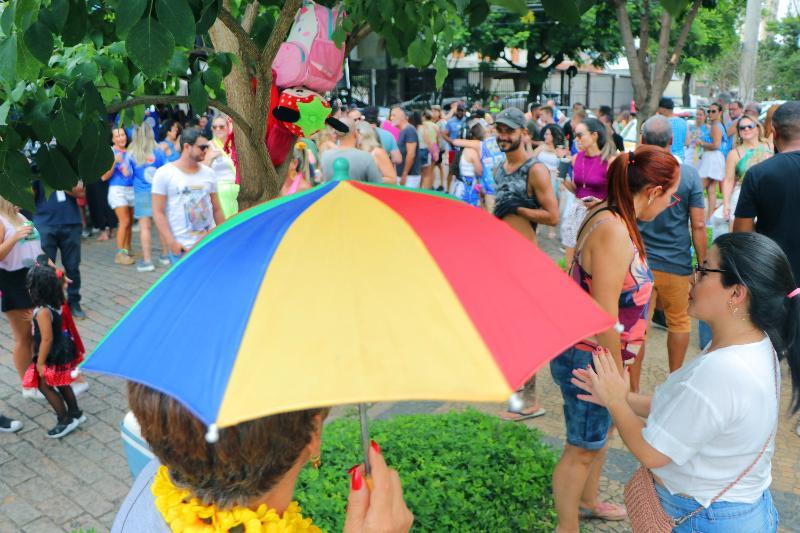 Campinas proíbe garrafas de vidro nas festas de Carnaval