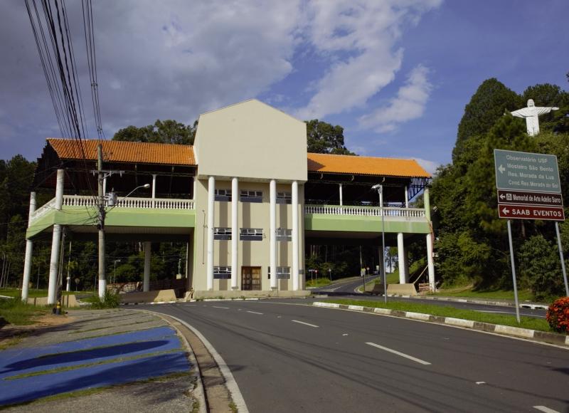 Revitalização do Portal do Cristo em Vinhedo entra em fase de conclusão