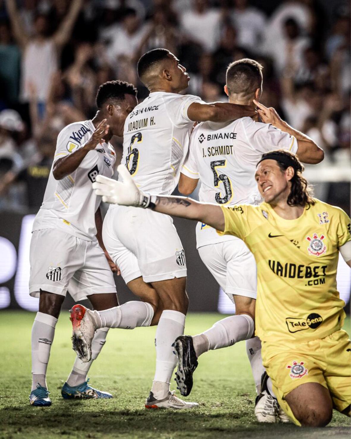  Santos vence o Corinthians em clássico com presença de Neymar