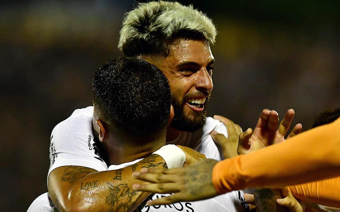  Corinthians vence duelo paulista contra o São Bernardo e avança na Copa do Brasil