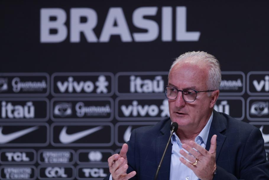 Dorival Jr faz 1ª convocação da seleção brasileira para jogos em março
