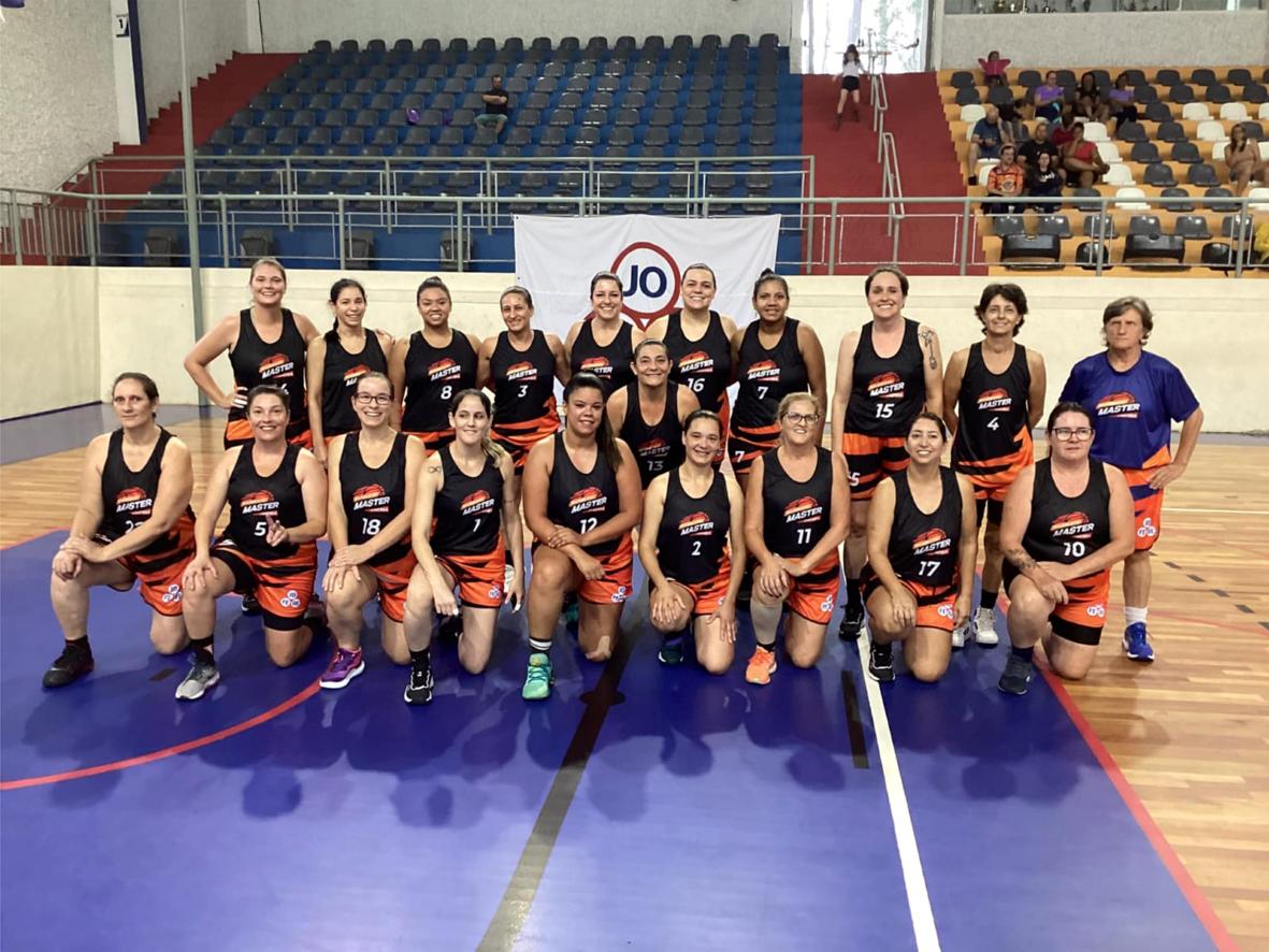 Basquete Feminino: Secretaria de Esportes promove Festival Master e faz homenagens