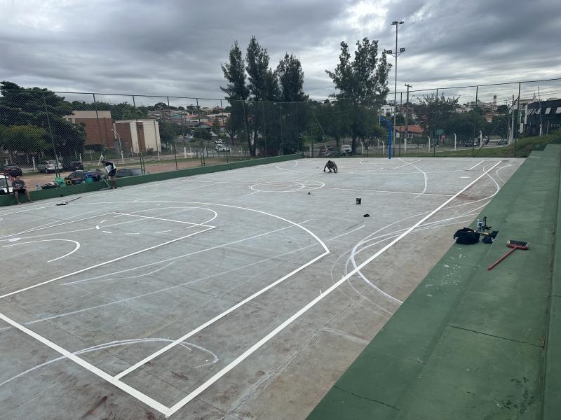 Valinhos terá quadra de basquete revitalizada e estilizada pelo artista urbano NetoSeteOito