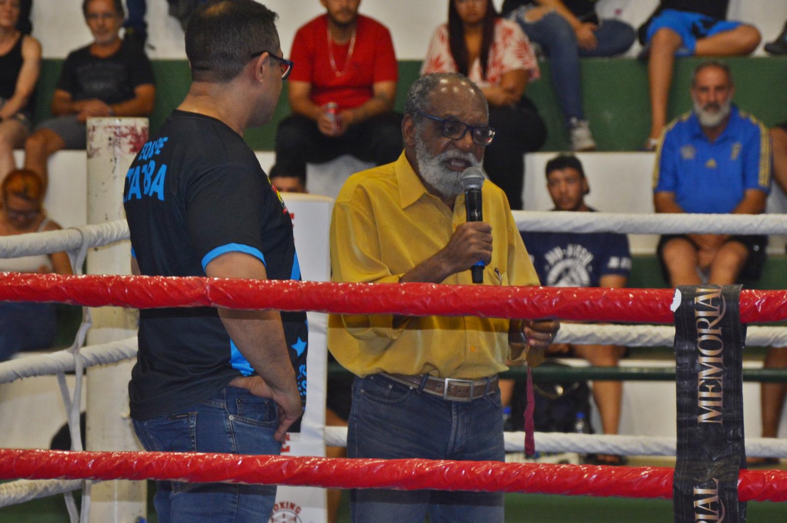 Bom público prestigia a 6º edição do Desafio de Boxe Entre Academias