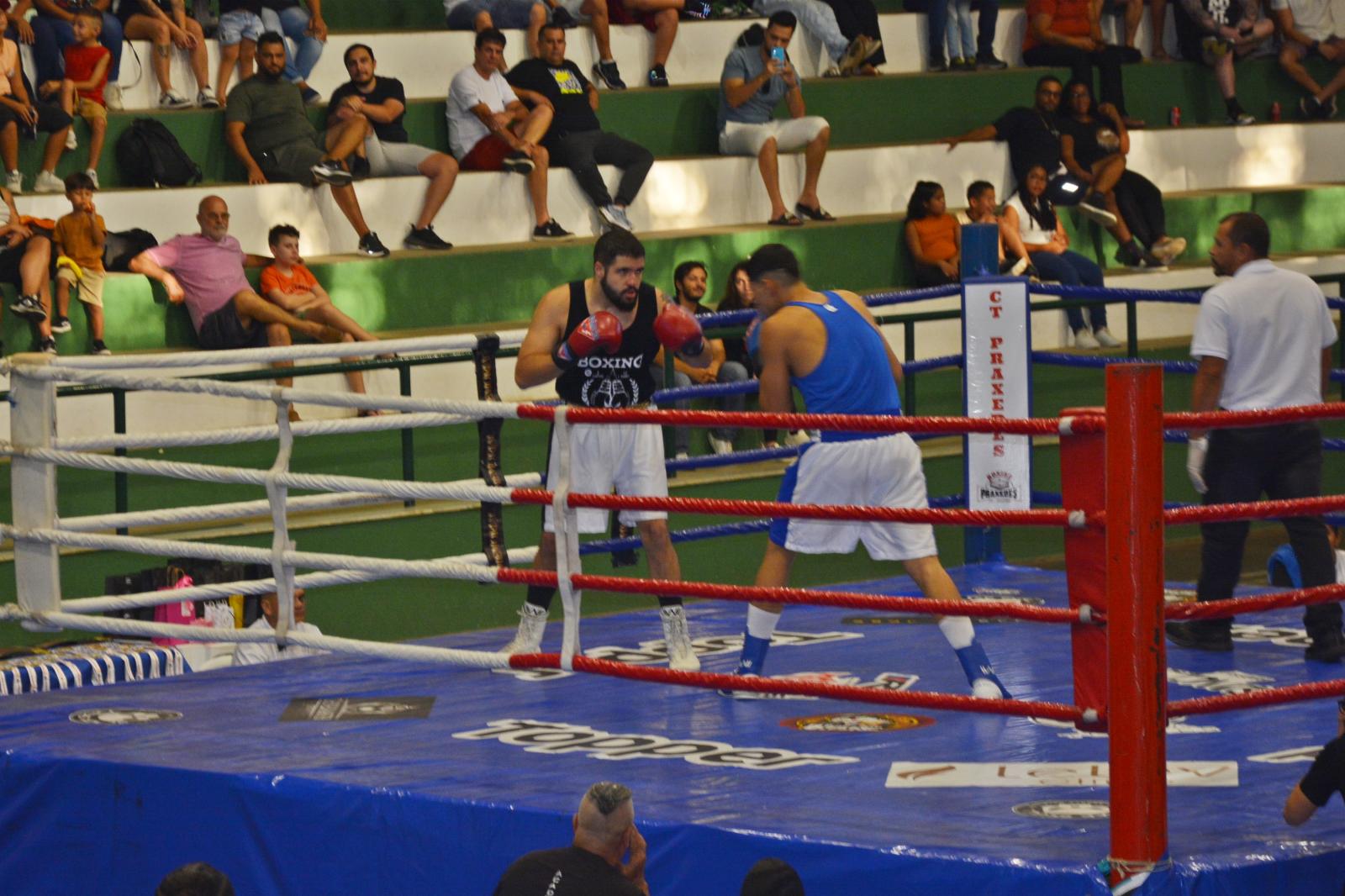 Bom público prestigia a 6º edição do Desafio de Boxe Entre Academias