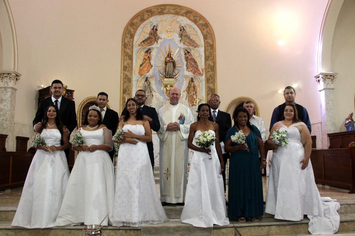 Casamento Comunitário: seis casais recebem o sacramento na Basílica do Belém 