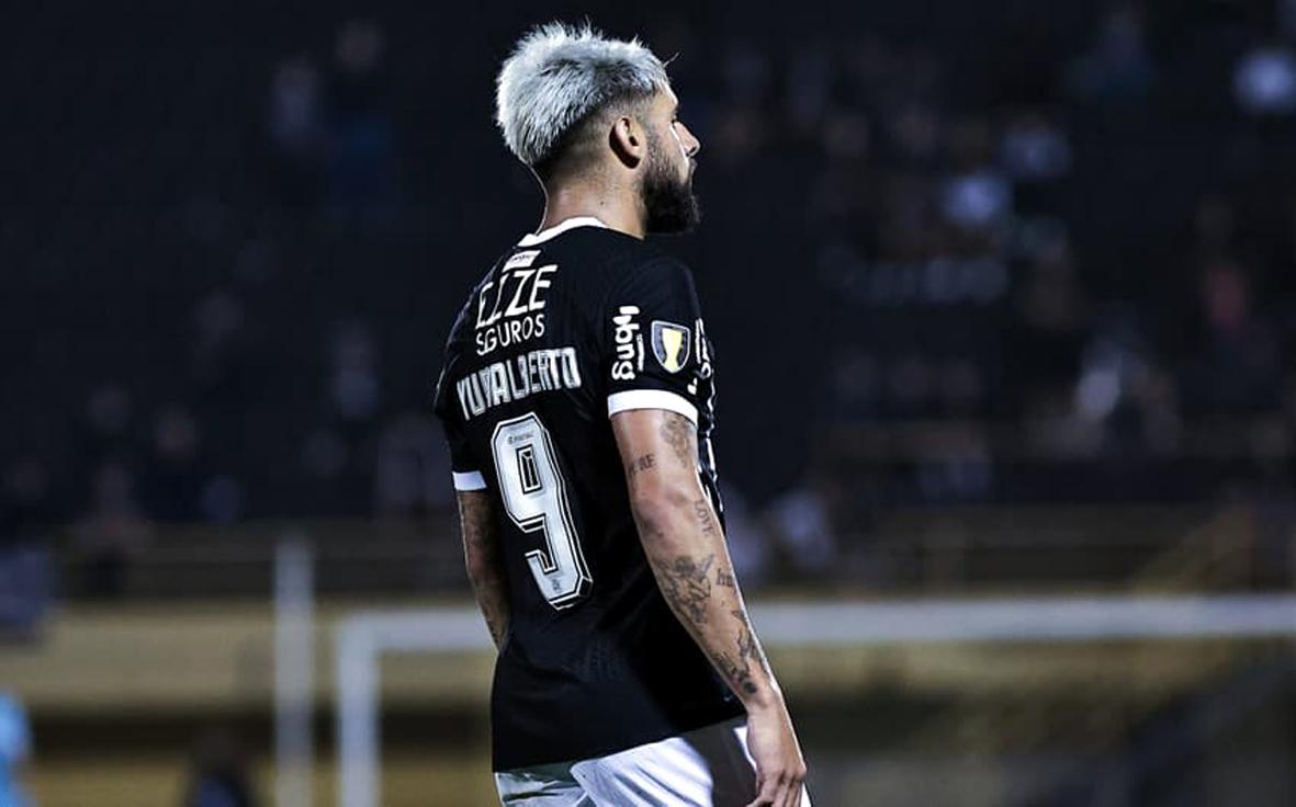 Corinthians empata com Racing-URU na estreia da fase de grupos