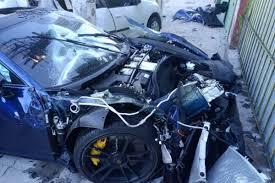 Em alta velocidade, empresário mata motorista e foge, deixando Porsche de R$1 milhão