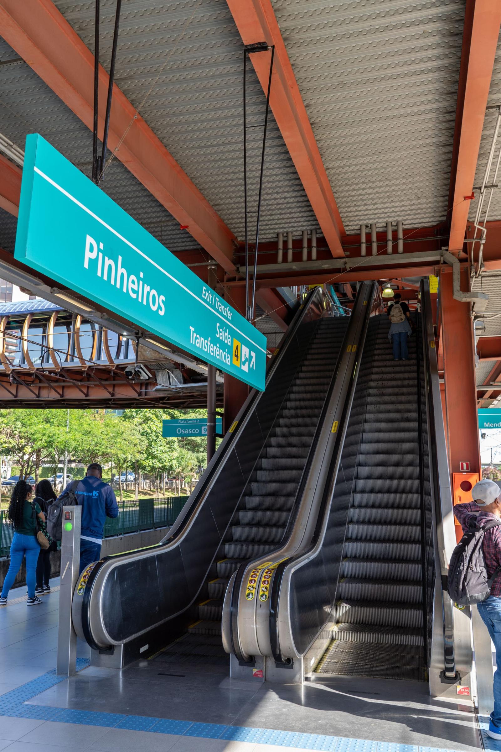 Embarque com segurança: confira 10 dicas para evitar acidentes em escadas rolantes