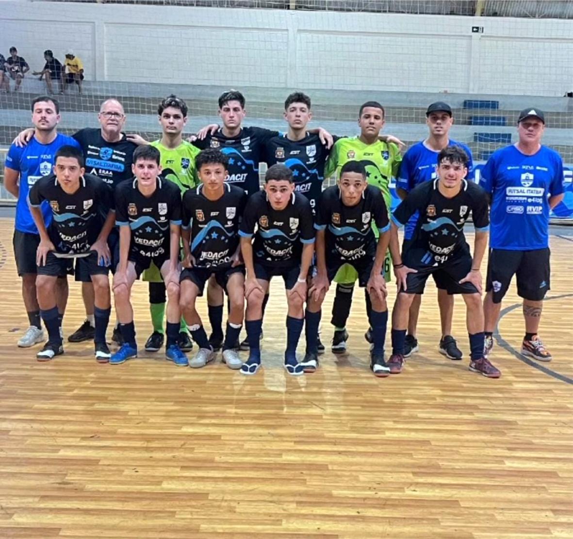 Futsal Itatiba estréia com vitória nos Jogos da Juventude
