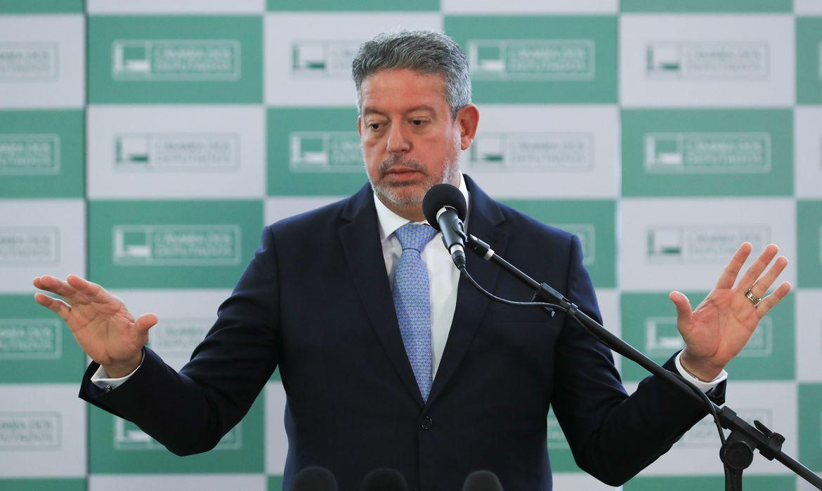 Governo Lula nomeia indicado de Arthur Lira para substituir primo demitido no Incra