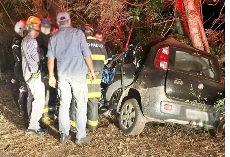 Acidente entre carro e caminhão deixa uma vítima fatal na Itatiba-Bragança Paulista