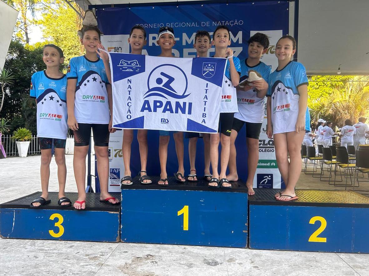 Atletas da APAN faturam 7 medalhas no Torneio Regional de Natação