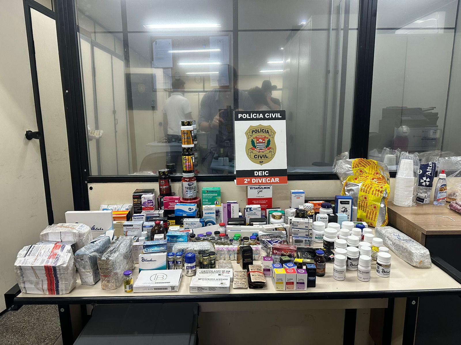 Suspeito de armazenar e comercializar medicamentos ilegais é preso em São Paulo