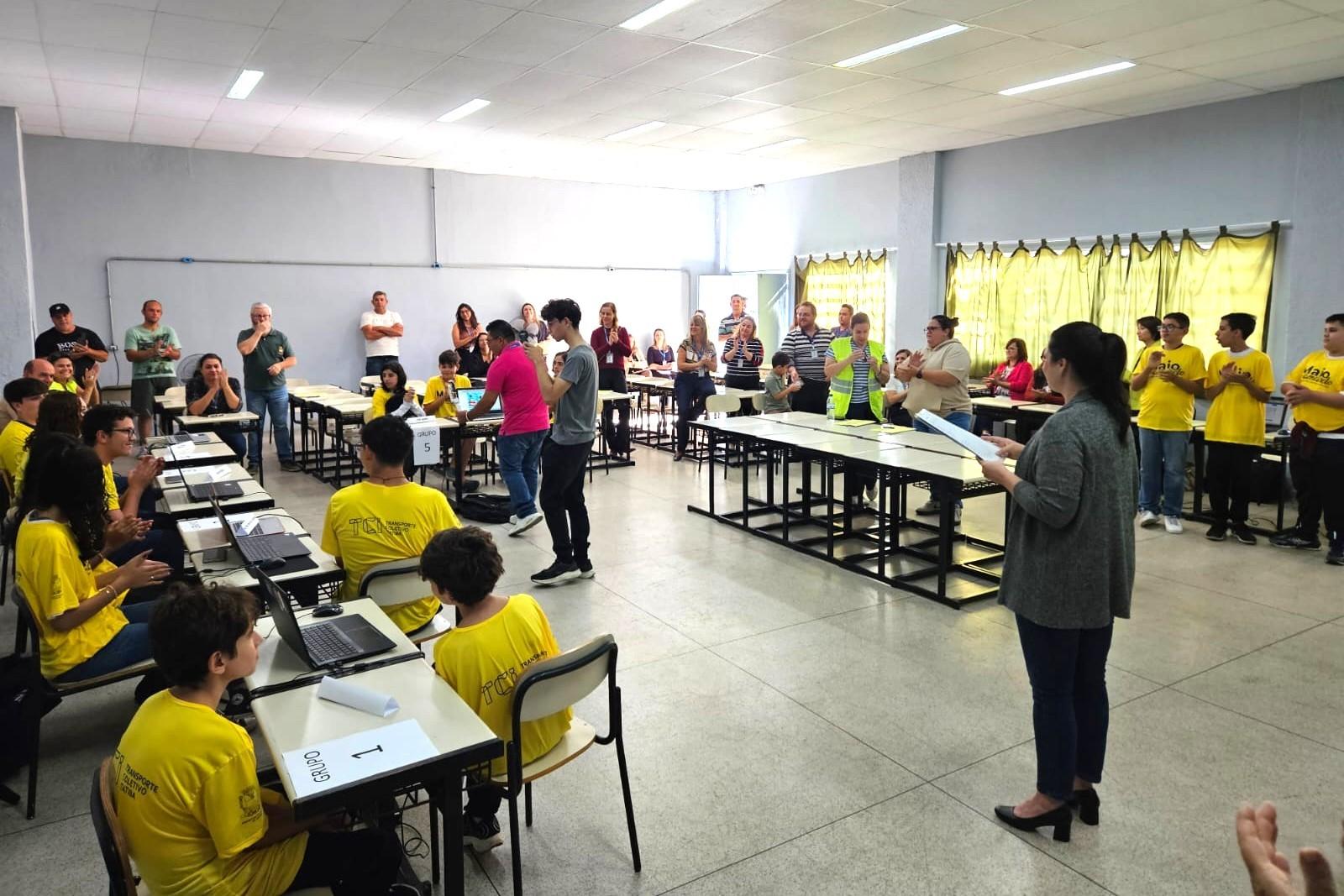 Caminhada do Maio Amarelo será na Praça da Bandeira neste sábado