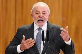 Com crise de labirintite, Lula faz exames em hospital em Brasília